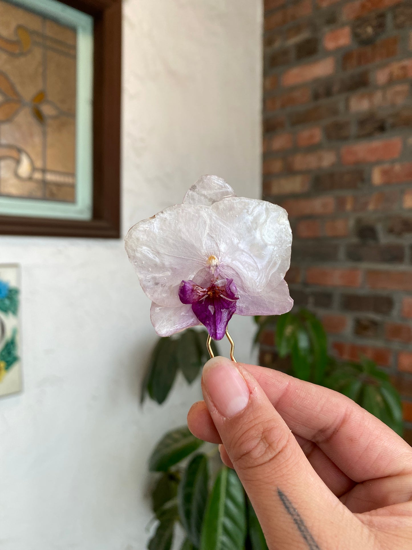 Orchid hair pin