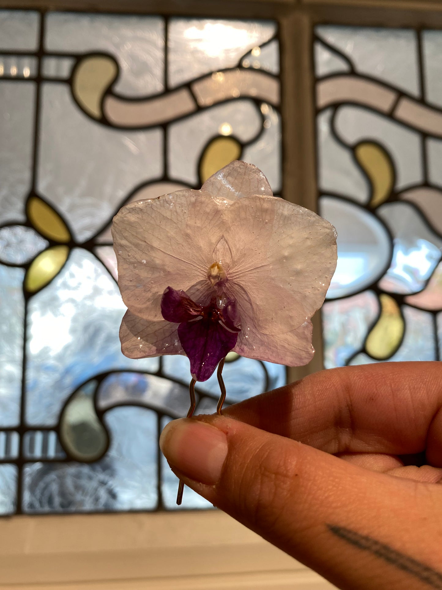 Orchid hair pin