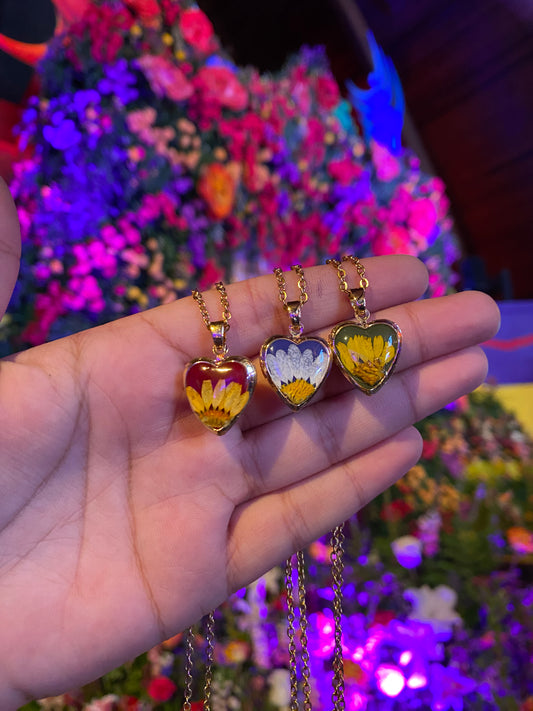 Floral heart lockets